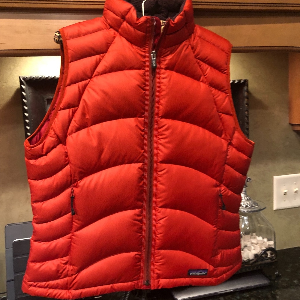 Patagonia Red Women's Vest Large